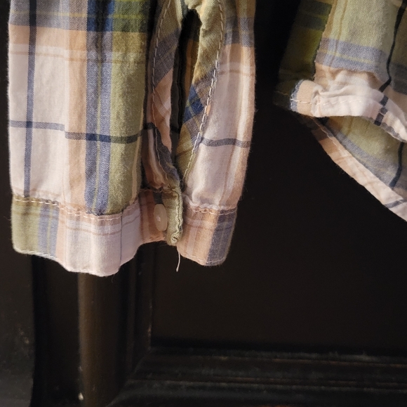 Thin plaid button up top - Picture 5 of 5